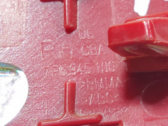 Отражатель катафот Volkswagen Touareg 2010 2018