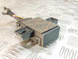 Блок электронный Volkswagen Touareg 2010 2018