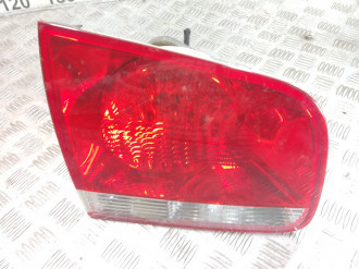 Фонарь задний внутренний левый Volkswagen Touareg 2002 2010