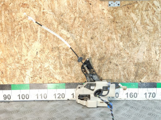 Замок двери задней правой Volkswagen Touareg 2002 2010