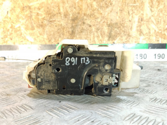 Замок двери задней правой Volkswagen Touareg 2002 2010