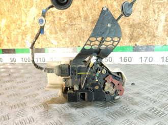 Замок двери задней правой Volkswagen Touareg 2002 2010