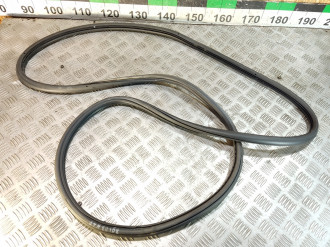 Уплотнитель двери задней правой Volkswagen Touareg 2002 2010