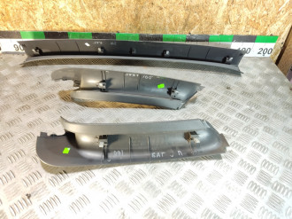 Обшивка крышки багажника Volkswagen Touareg 2002 2010