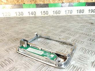 Рамка кулисы кпп Volkswagen Touareg 2010 2018