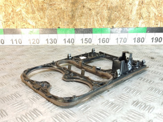 Накладка консоли Volkswagen Touareg 2010 2018