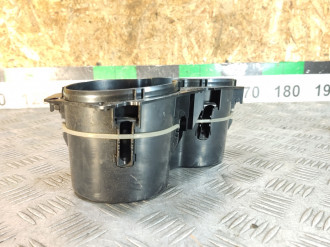 Подстаканник Volkswagen Touareg 2010 2018