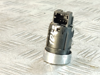 Кнопка старт стоп Volkswagen Touareg 2010 2018