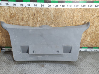 Обшивка крышки багажника Volkswagen Touran 2003 2010