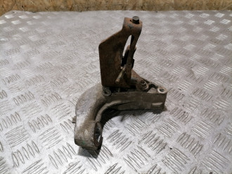 Кронштейн двигателя Vaz 2112 