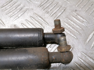 Амортизатор капота Vaz 2112 