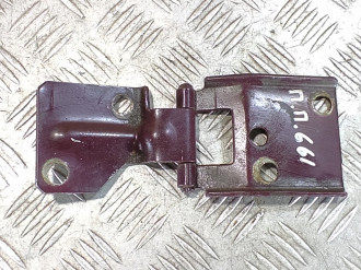 Петля капота правая Vaz 2107 