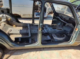 Порог со стойкой правой Vaz Niva