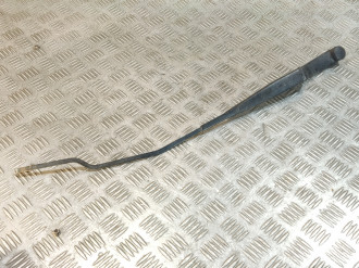 Поводок стеклоочистителя передний правый Vaz Granta  