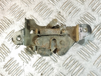 Замок капота Vaz 2112 