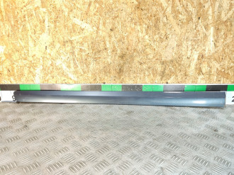 Молдинг двери передней левой Vaz Granta  