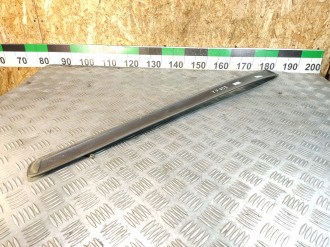 Молдинг двери передней левой Vaz Granta  