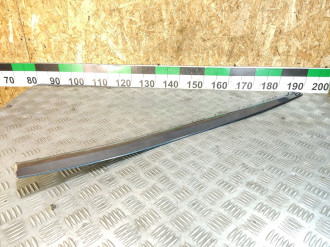 Молдинг двери передней левой Vaz Granta  