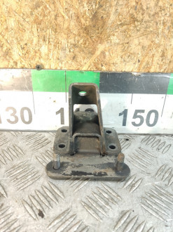 Кронштейн двигателя Vaz Niva 