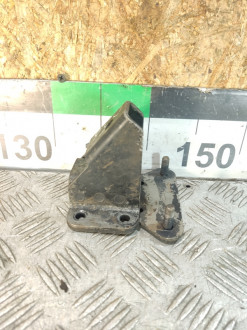 Кронштейн двигателя Vaz Niva 