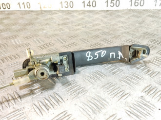 Ручка двери передней левой Vaz Niva 