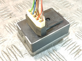 Кнопка регулировки зеркал Vaz Niva 