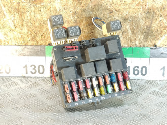 Блок предохранителей салонный Vaz Niva 