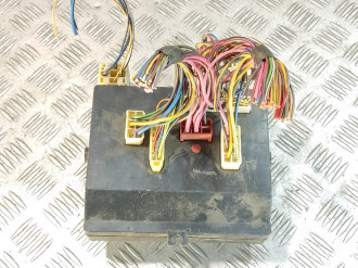 Блок предохранителей салонный Vaz Niva 