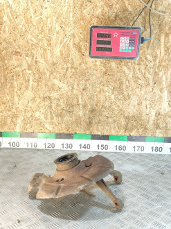 Кулак поворотный передний левый Vaz Niva 