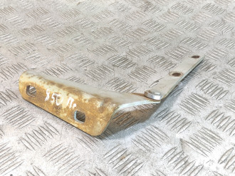 Петля капота правая Vaz Niva 