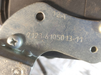 Замок двери передней левой Vaz Niva 