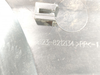 Молдинг крыла переднего правый Vaz Niva 