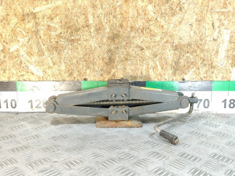 Домкрат Vaz Niva 