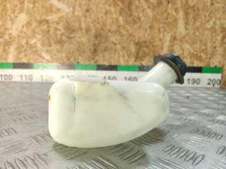 Бачок омывателя лобового стекла Vaz Niva 