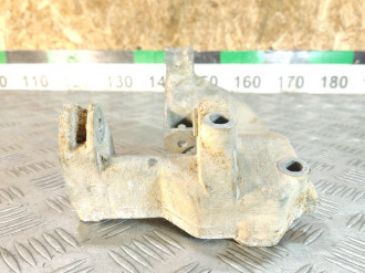 Кронштейн генератора Vaz Niva 