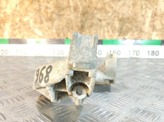 Кронштейн генератора Vaz Niva 